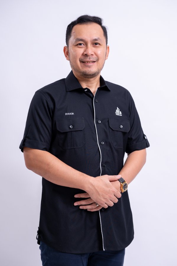 Potret ENCIK AHMAD SYAKIR BIN SHAARI